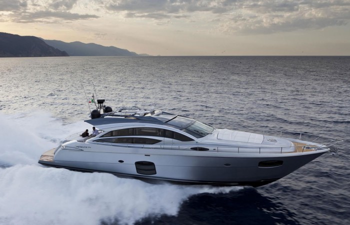 Pershing 74