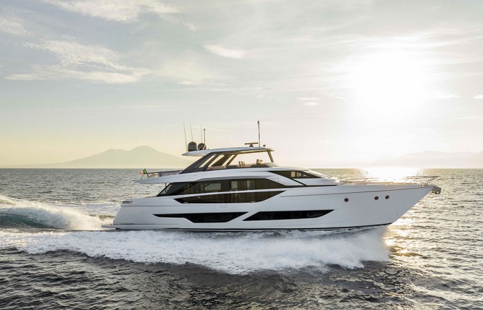 Ferretti Yachts 860 New